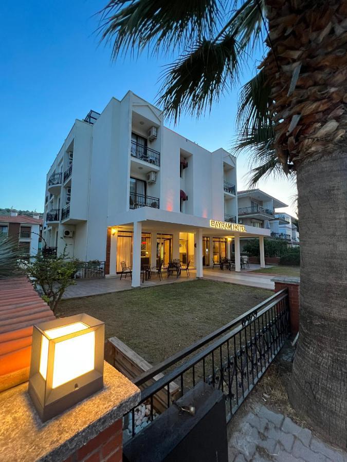 Bayram Hotel Çeşme Exterior foto